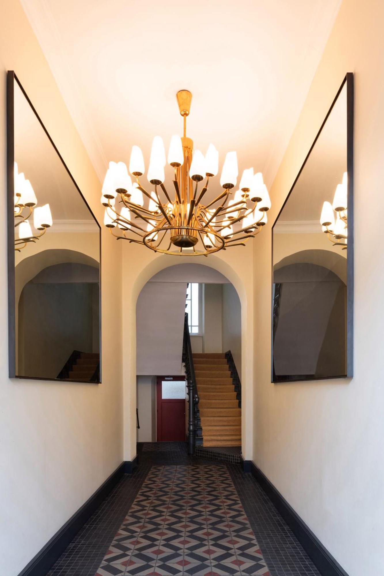 Adele Hotel 3*