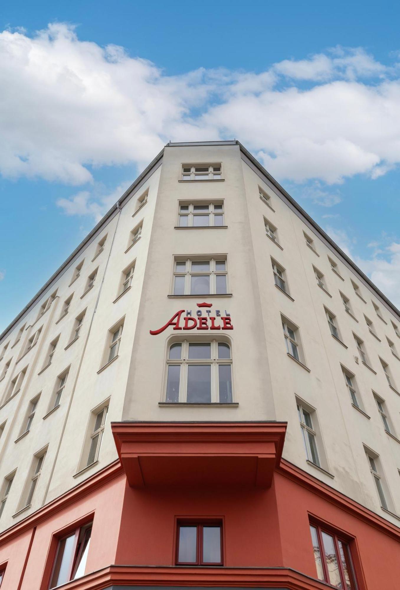 Adele Hotel 3*